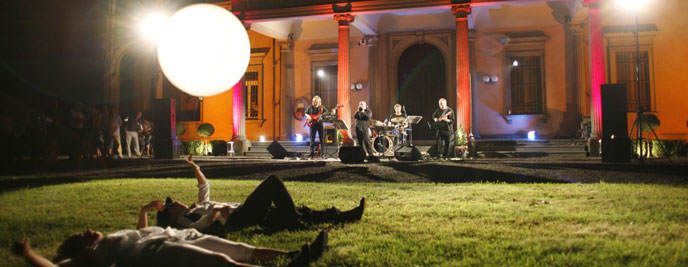 Tango e Sax al roseto della villa reale di Monza
